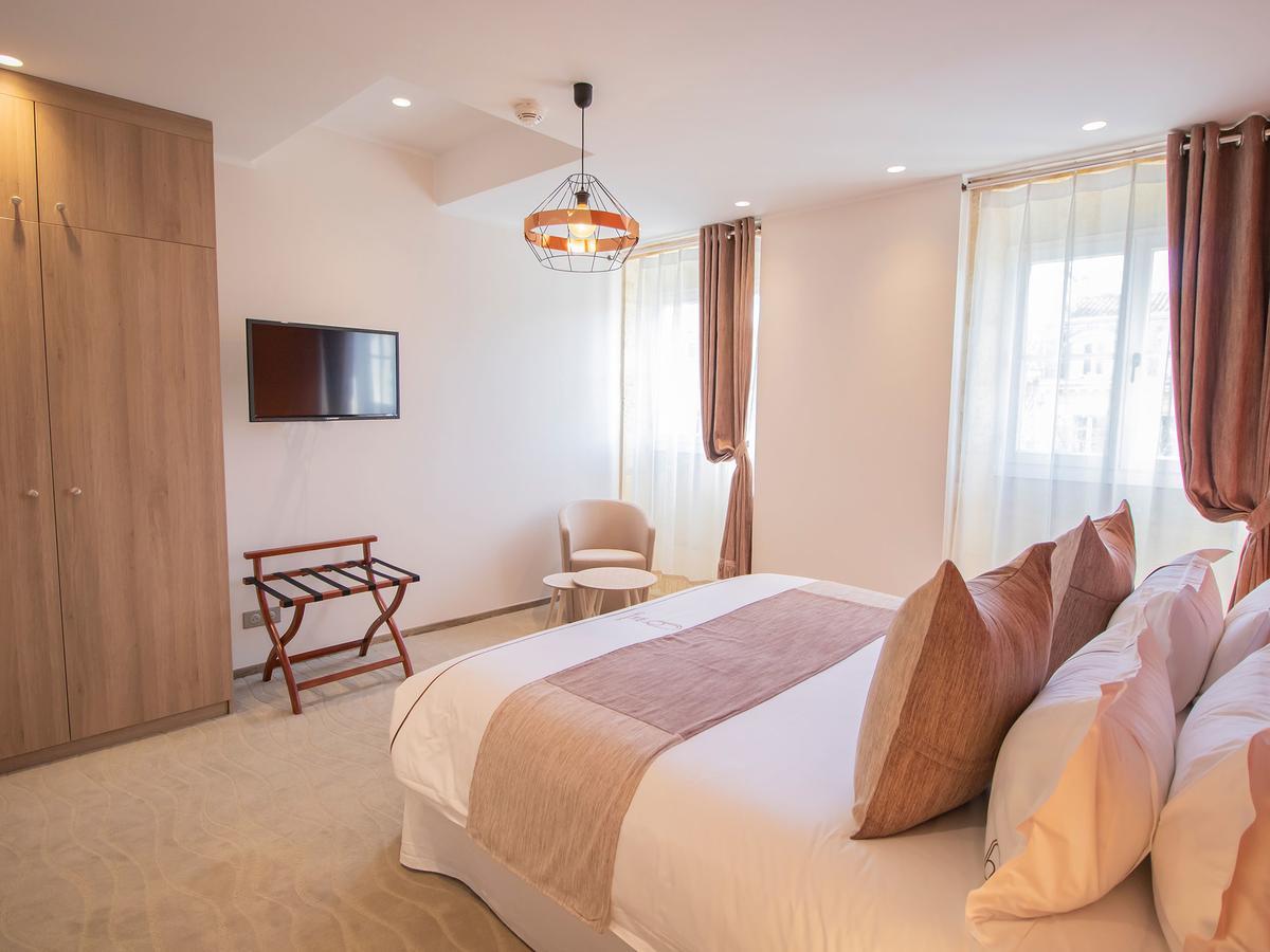 Hotel Des Quinconces Bordeaux Centre Экстерьер фото